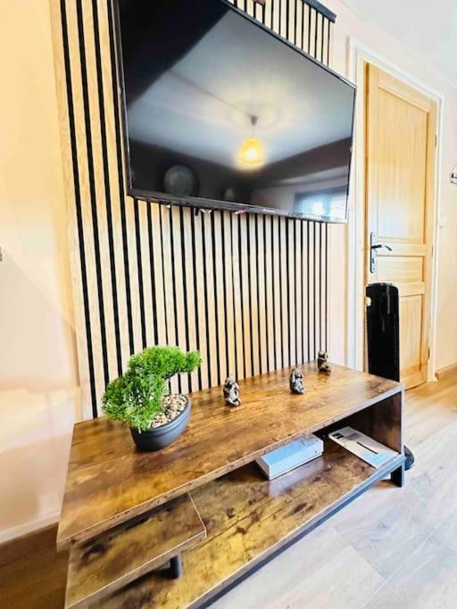 Le Refuge Apartment Laon Exterior photo